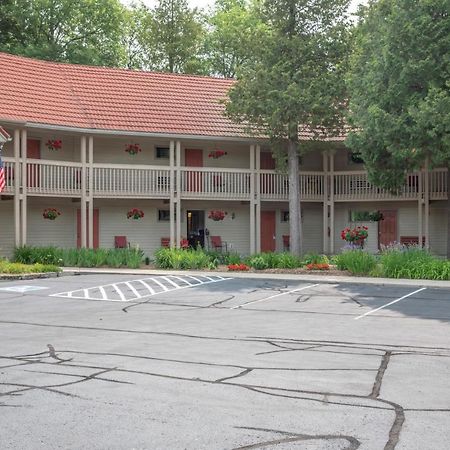 Ridges Inn & Suites Baileys Harbor Luaran gambar