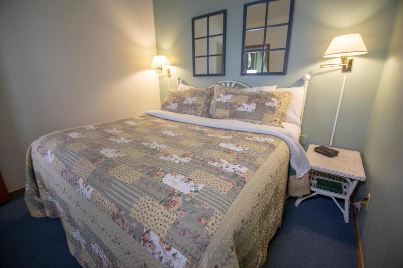 Ridges Inn & Suites Baileys Harbor Luaran gambar